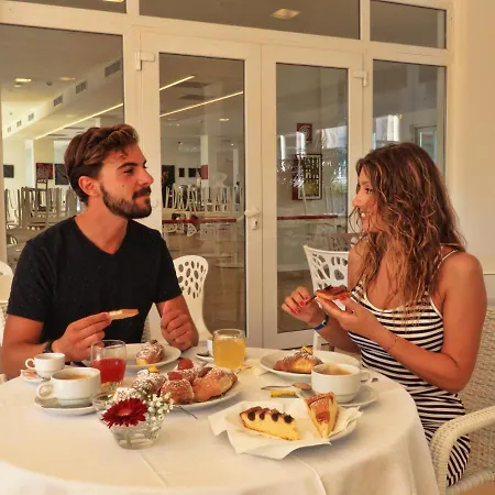 Futura Club Spiagge Bianche Hotel 4*